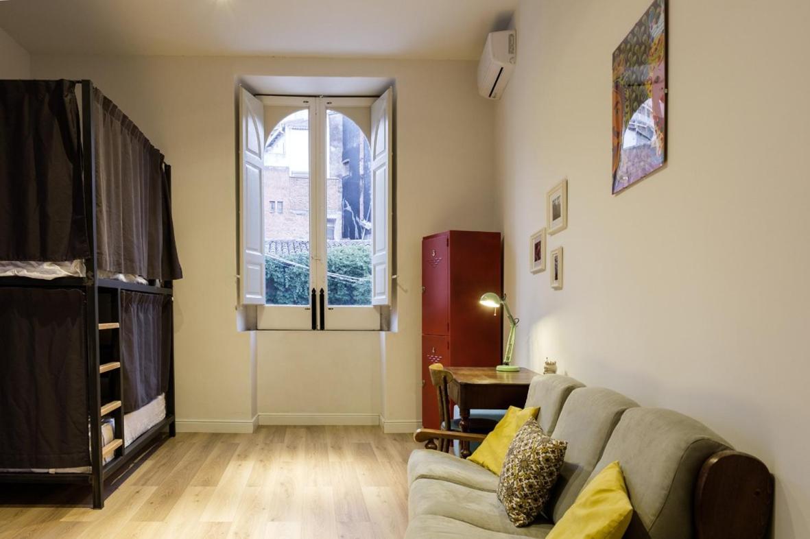 The Yard Hostel كاتانيا المظهر الخارجي الصورة